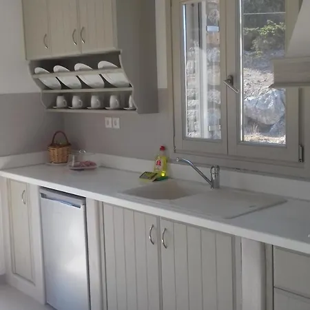 Notos 住宿加早餐酒店 4*