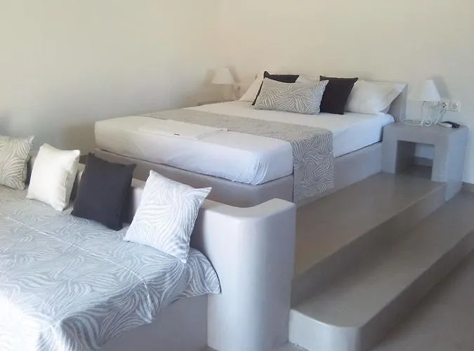 Notos 4* Schoinoussa