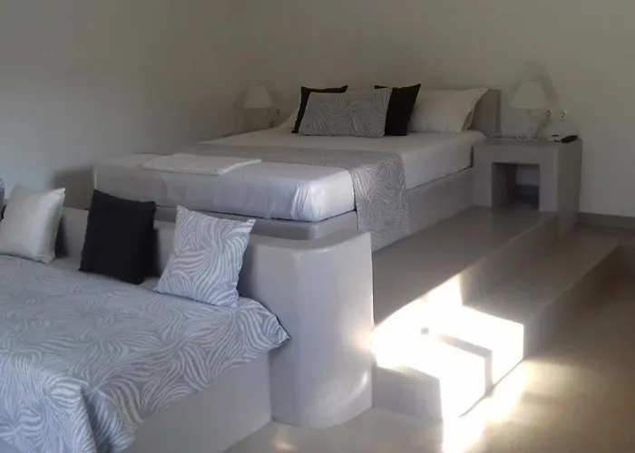 Notos 4* Schoinoussa