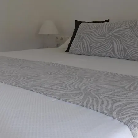 Notos Bed & Breakfast Schoinoussa