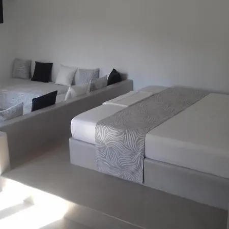 فندق مبيت وإفطار Notos Schoinoussa