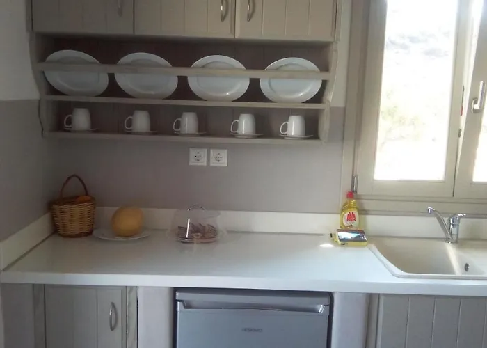 Notos 4* Schoinoussa