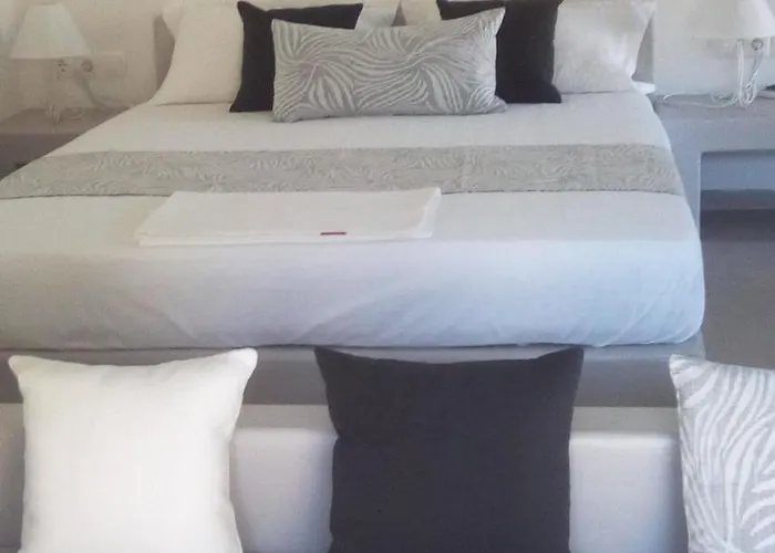 Notos 4* Schoinoussa